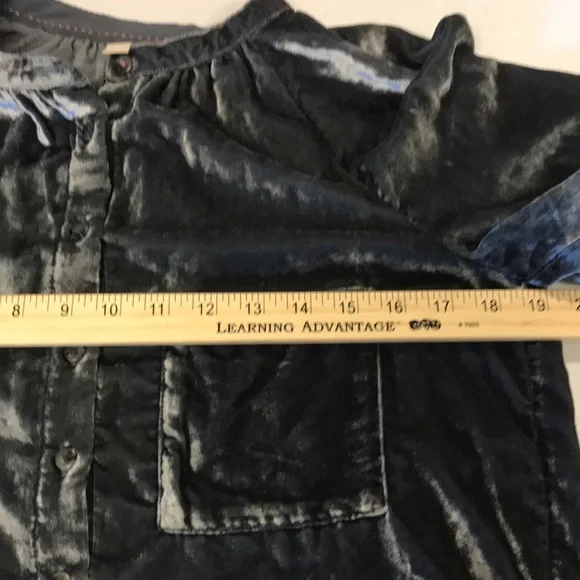 Anthropologie Pilcro Velvet blouse Women S gray Femme Button down Shirt - Picture 10 of 11